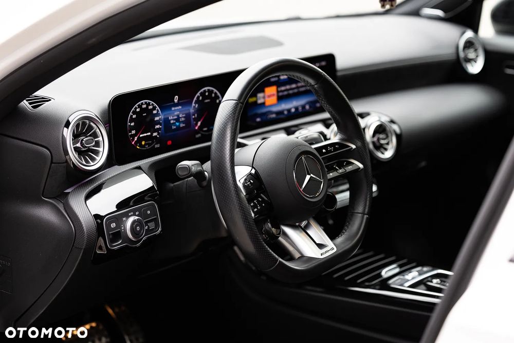Mercedes-Benz Klasa A 35 AMG 4-Matic 8G-DCT - 12