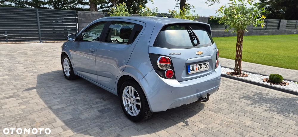 Chevrolet Aveo 1.6 LTZ - 3