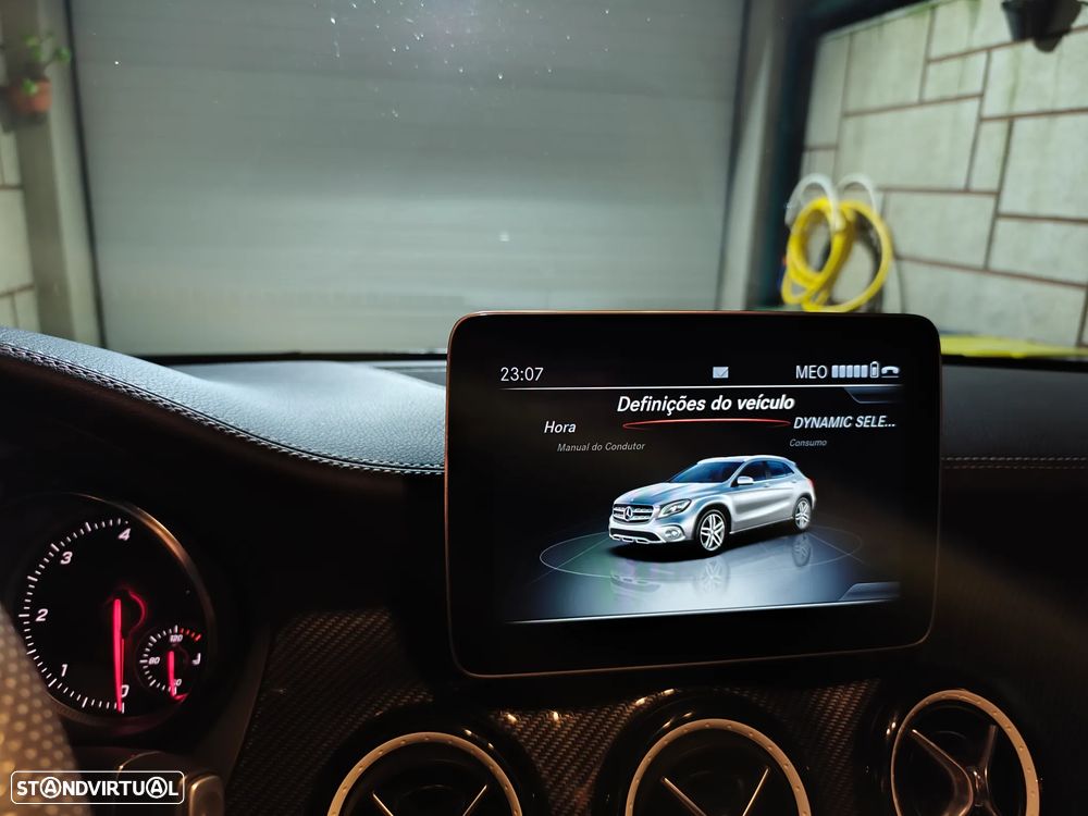 Mercedes-Benz GLA 220 d 7G-DCT AMG Line - 15