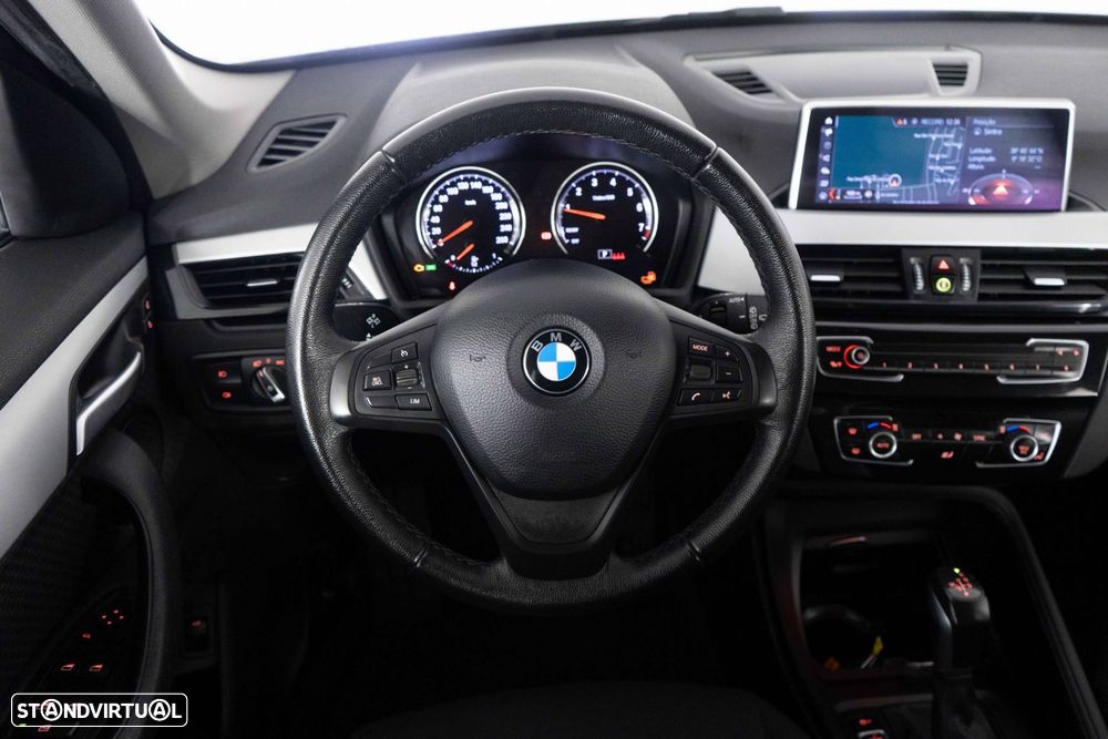 BMW X1 25 e xDrive Corporate Edition - 27