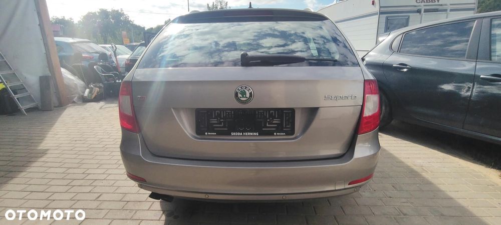Skoda Superb - 12