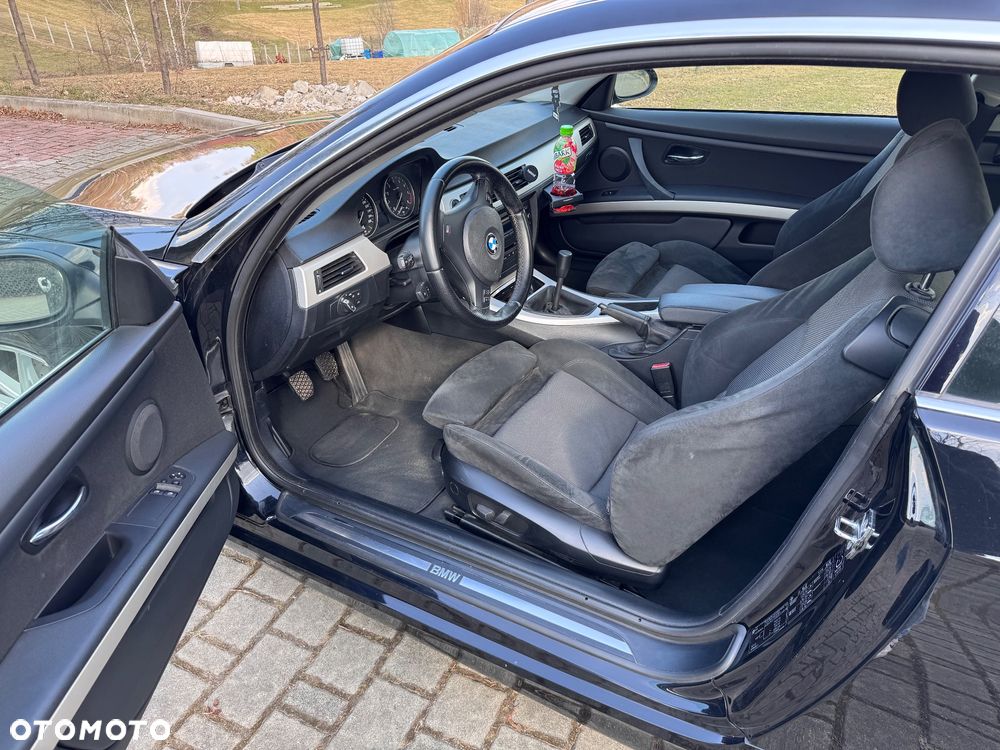 BMW Seria 3 325i - 11