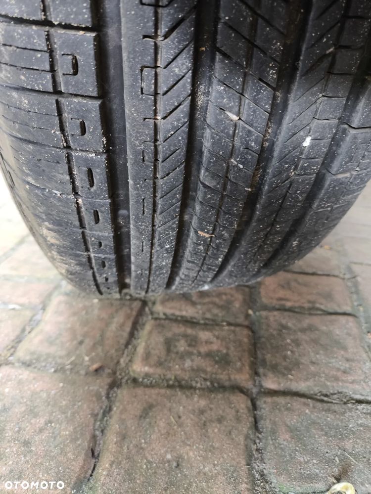 SsangYong/KGM Rexton - 5