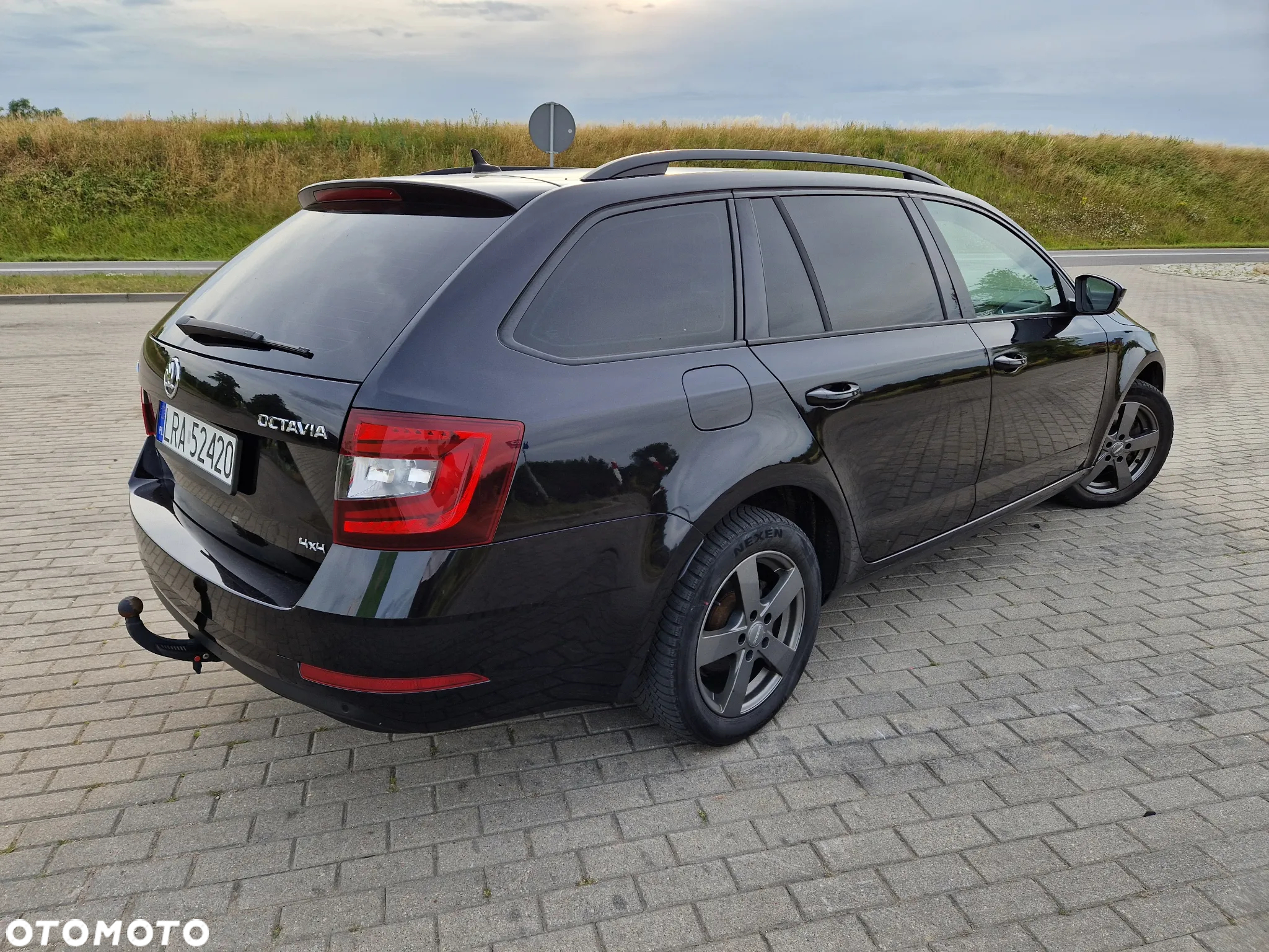 Skoda Octavia Combi 1.8 TSI 4x4 DSG Ambition - 5