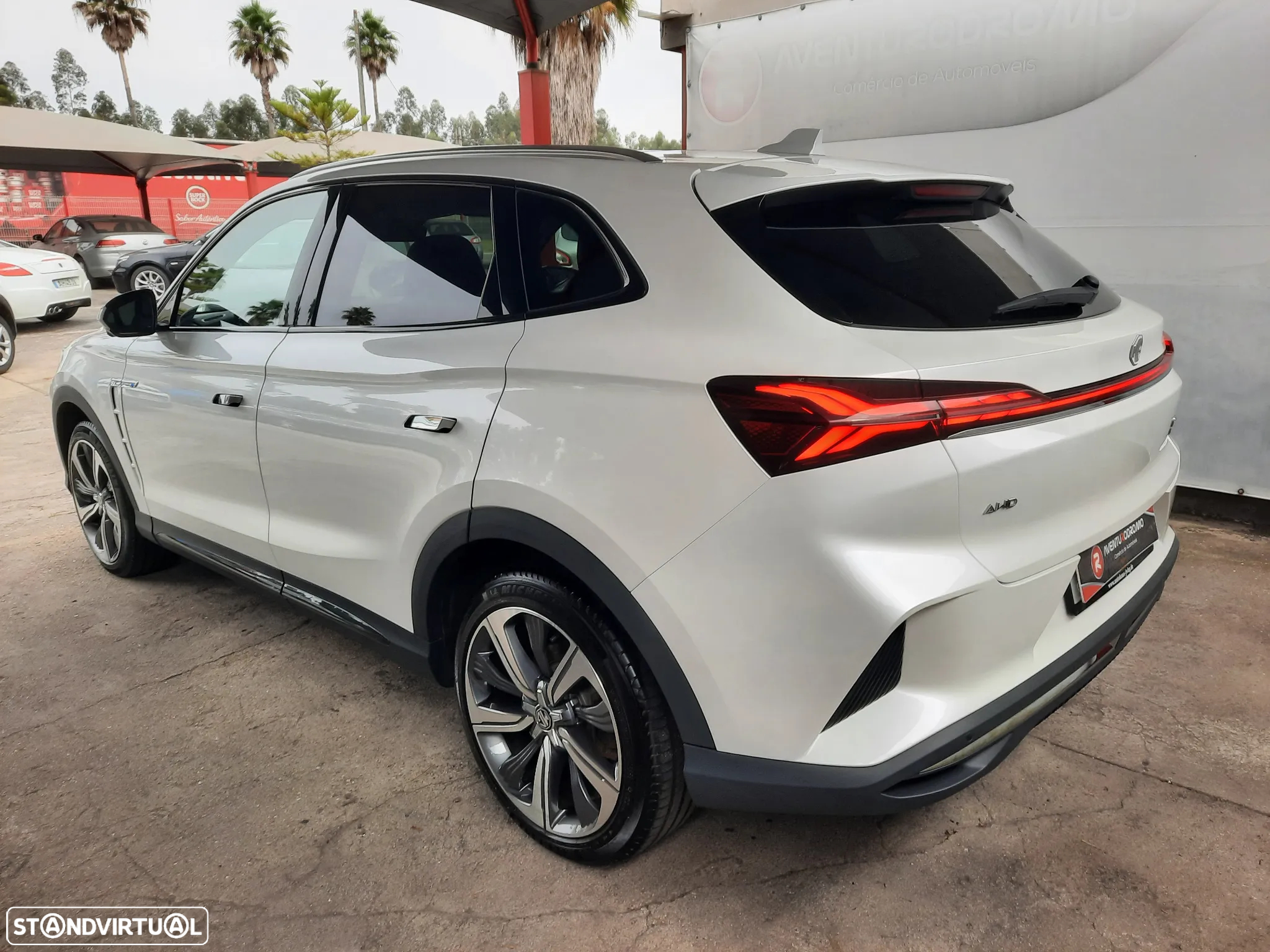 MG Marvel R 70 kWh AWD Performance - 11