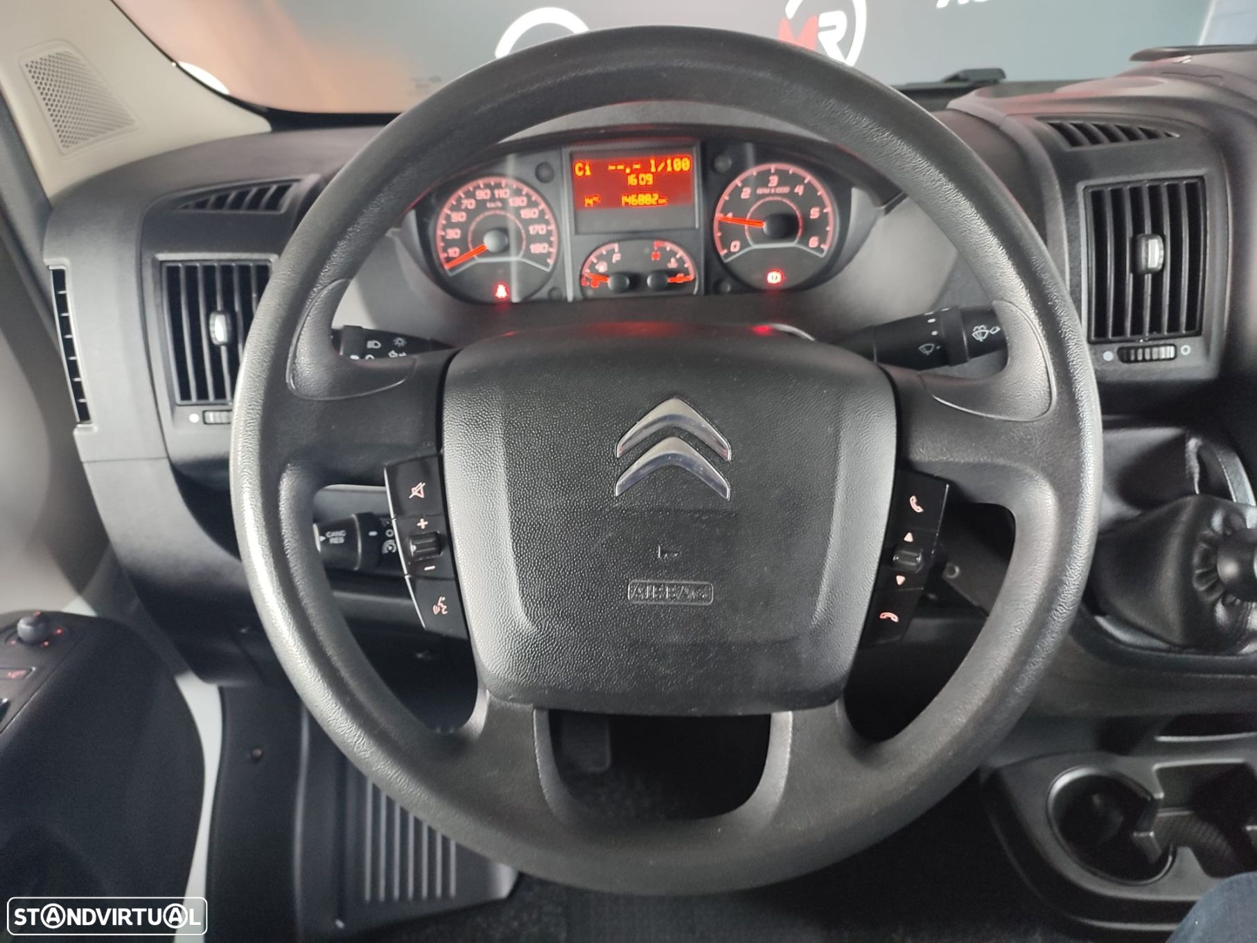 Citroën Jumper 2.0 BlueHDi 35 L2H2 - 14
