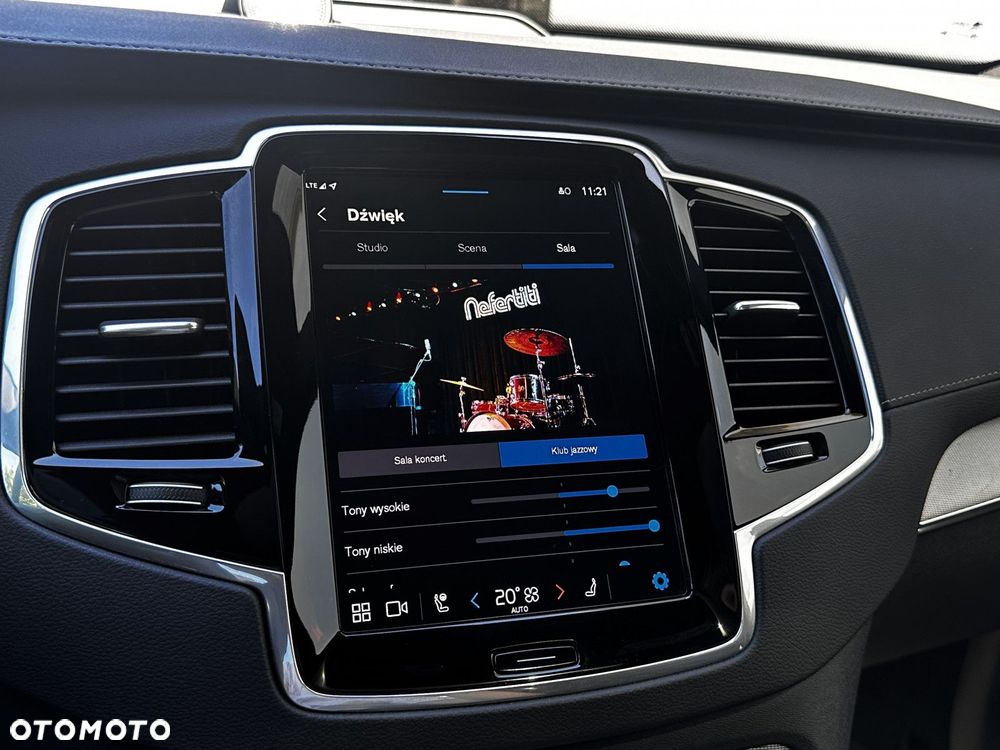 Volvo XC 90 - 36