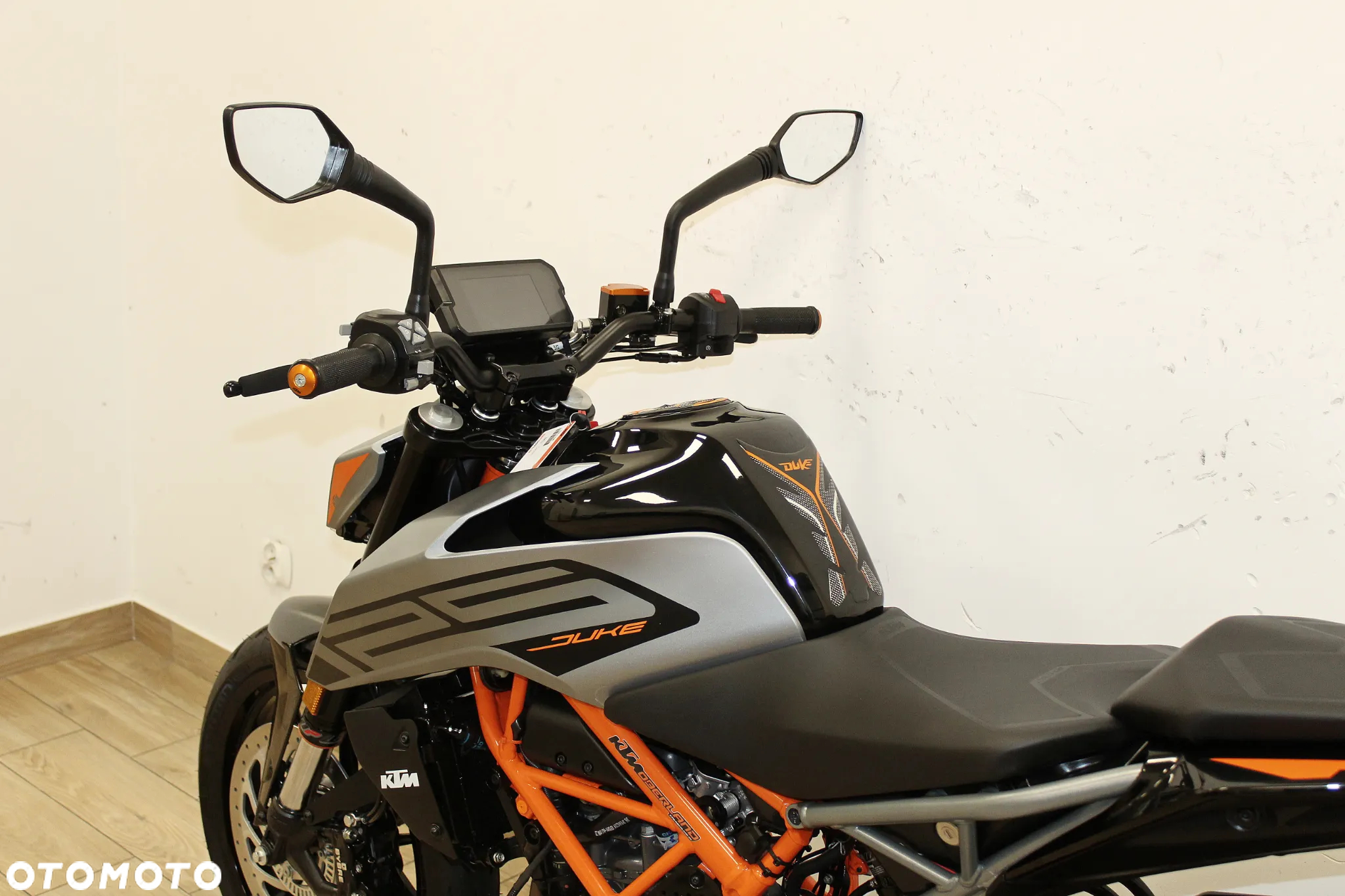 KTM Duke - 15