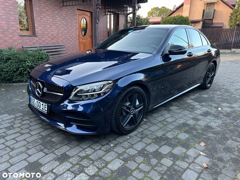 Mercedes-Benz C-Class 2019 photo 2