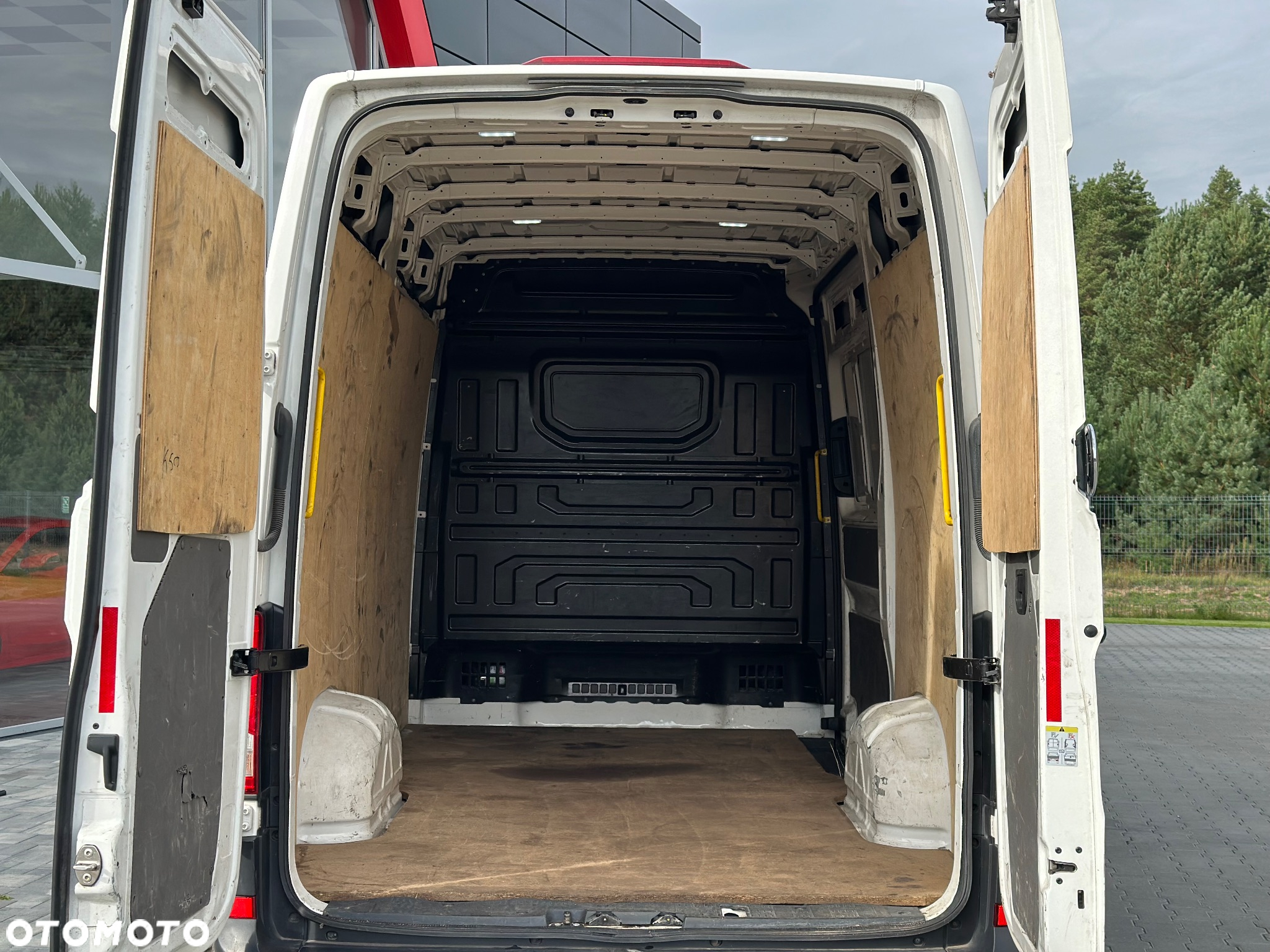 Volkswagen CRAFTER - 12