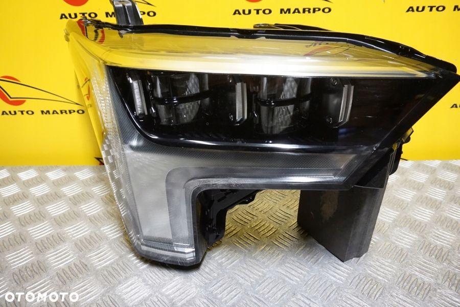 TOYOTA TUNDRA SEQUOIA 2022 2023 - REFLEKTOR LAMPA FULL LED PRAWA USA - 4