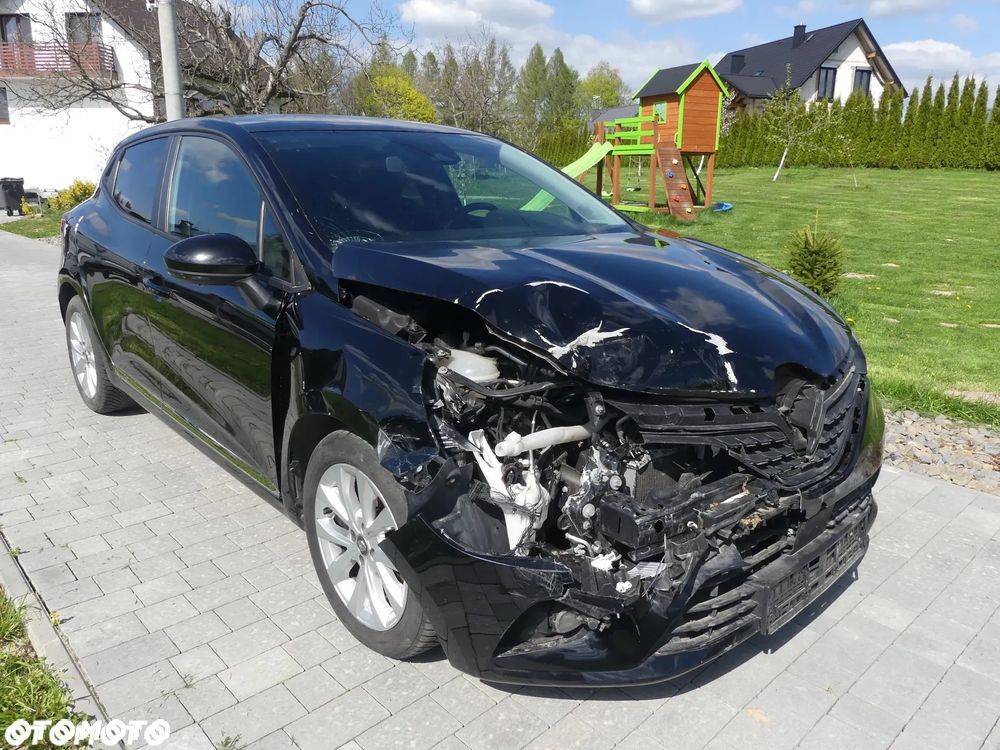 Renault Clio - 28
