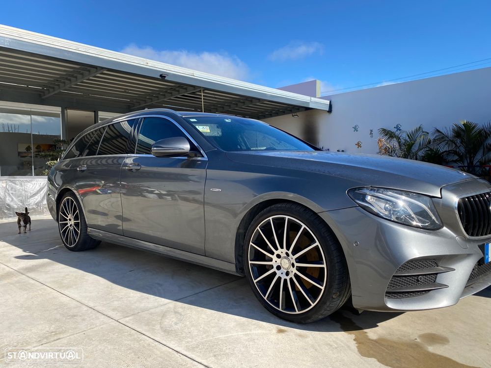 Mercedes-Benz E 220 d 4Matic 9G-TRONIC AMG Line - 1