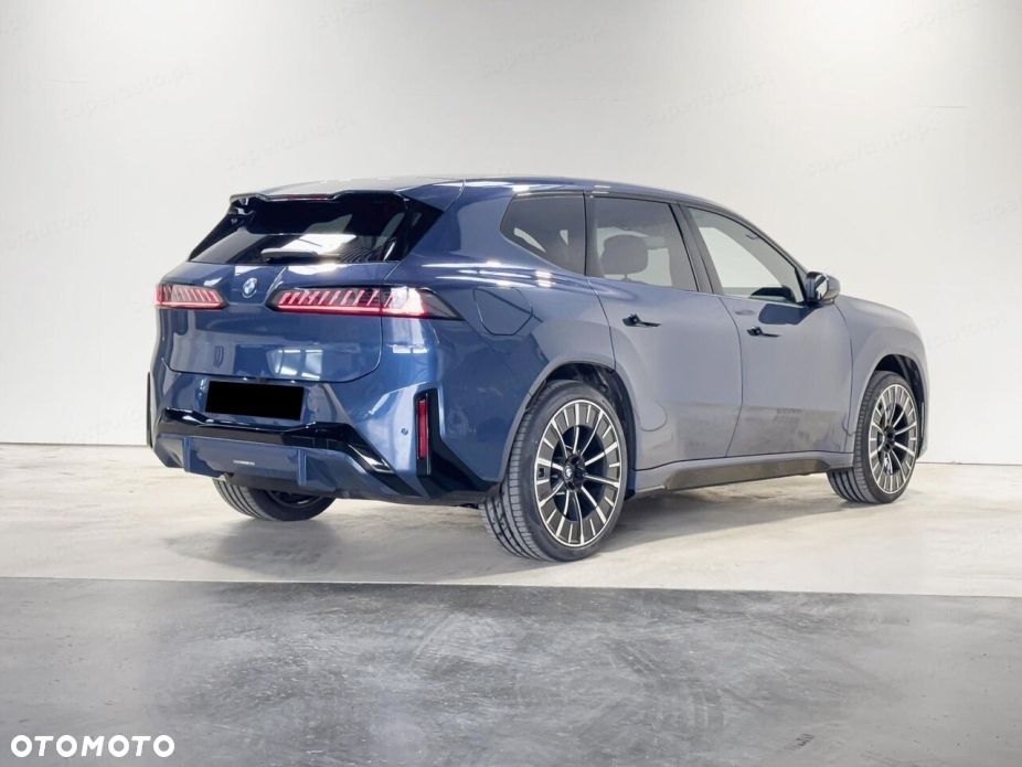 BMW iX3 - 6