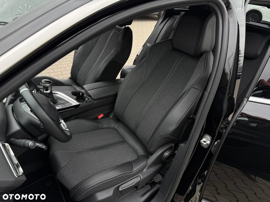 Peugeot 3008 1.5 BlueHDi GT S&S - 31