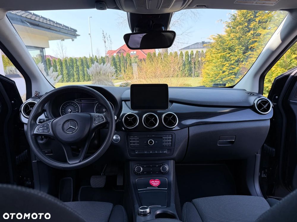 Mercedes-Benz Klasa B 200 d 7G-DCT Edition - 12