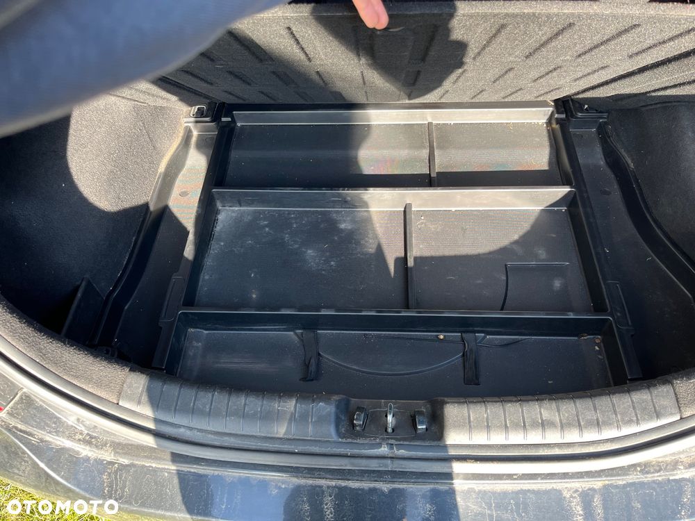 Kia Ceed 2.0 crdi Optimum + - 22