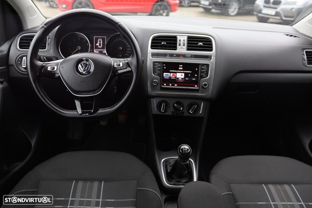 VW Polo 1.0 Lounge - 16