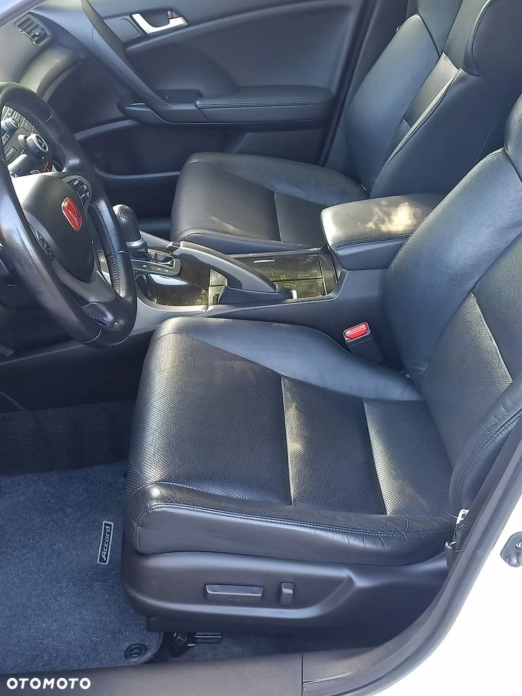 Honda Accord 2.4 Executive - 22