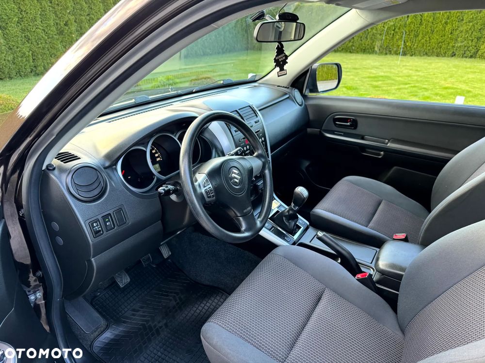 Suzuki Grand Vitara 1.6 Comfort - 11