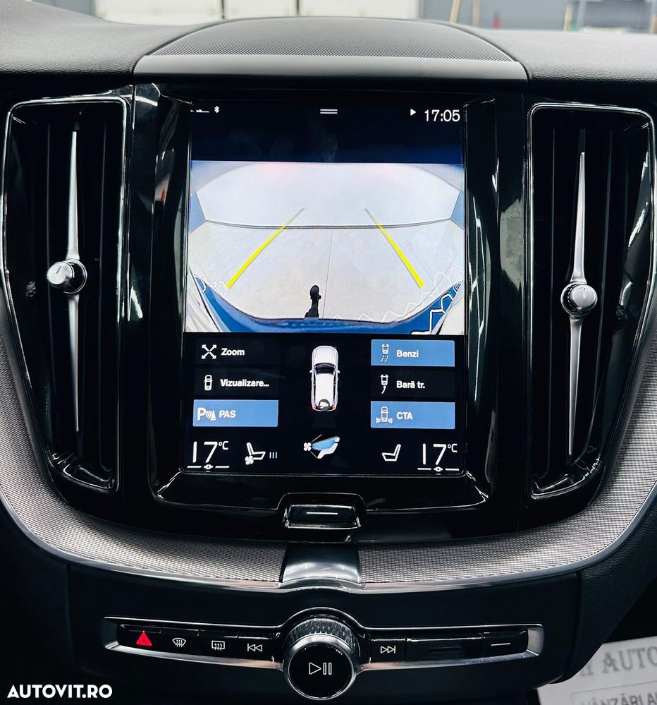 Volvo XC 60 D5 AWD Geartronic Inscription - 28