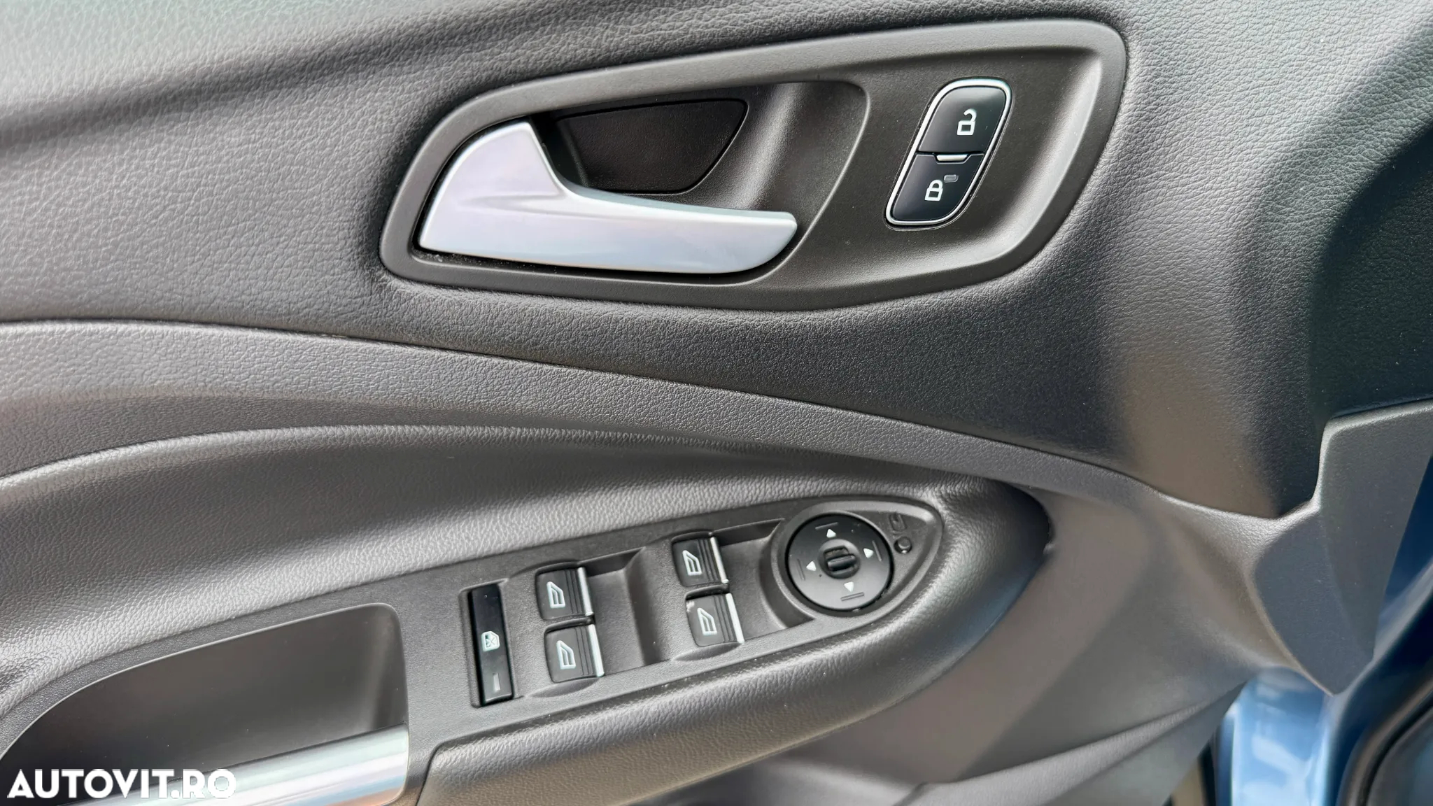 Ford Kuga 1.5 EcoBoost FWD Titanium - 22