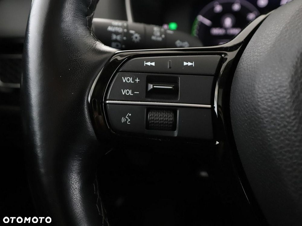Honda Civic 2.0 i-MMD Advance CVT - 33