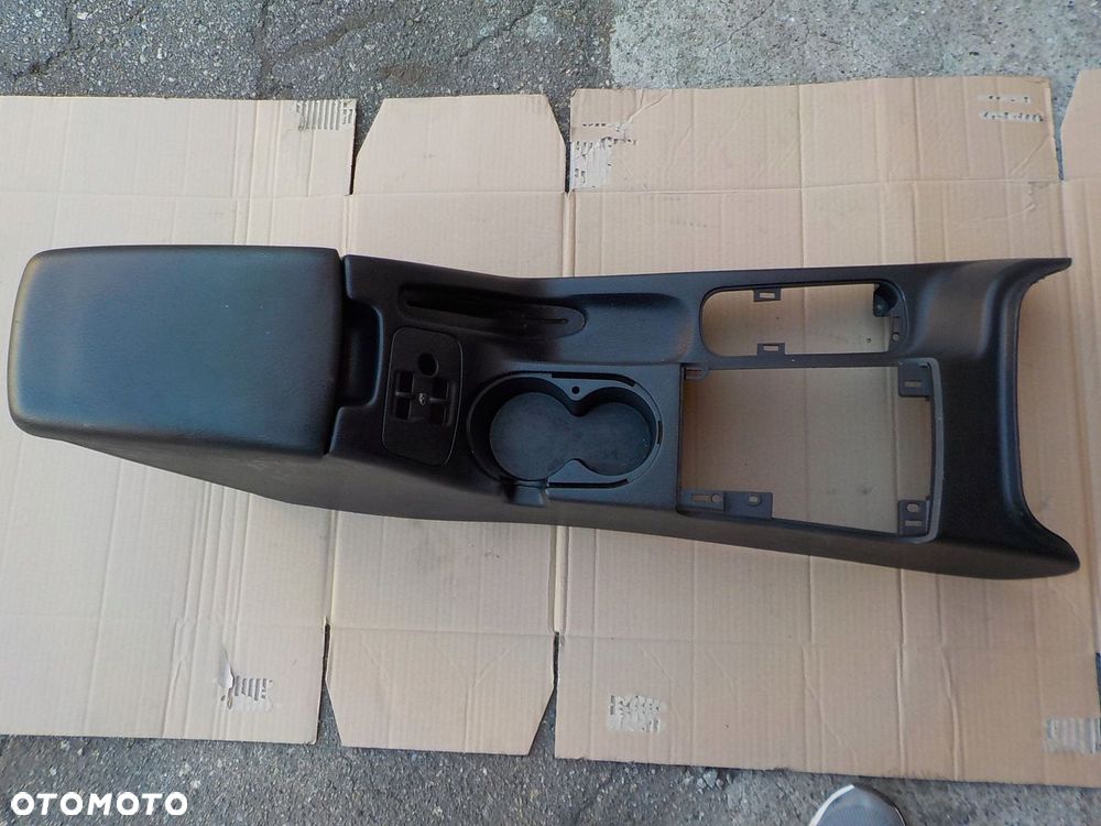 podłokietnik tunel jeep cherokee KJ - 1