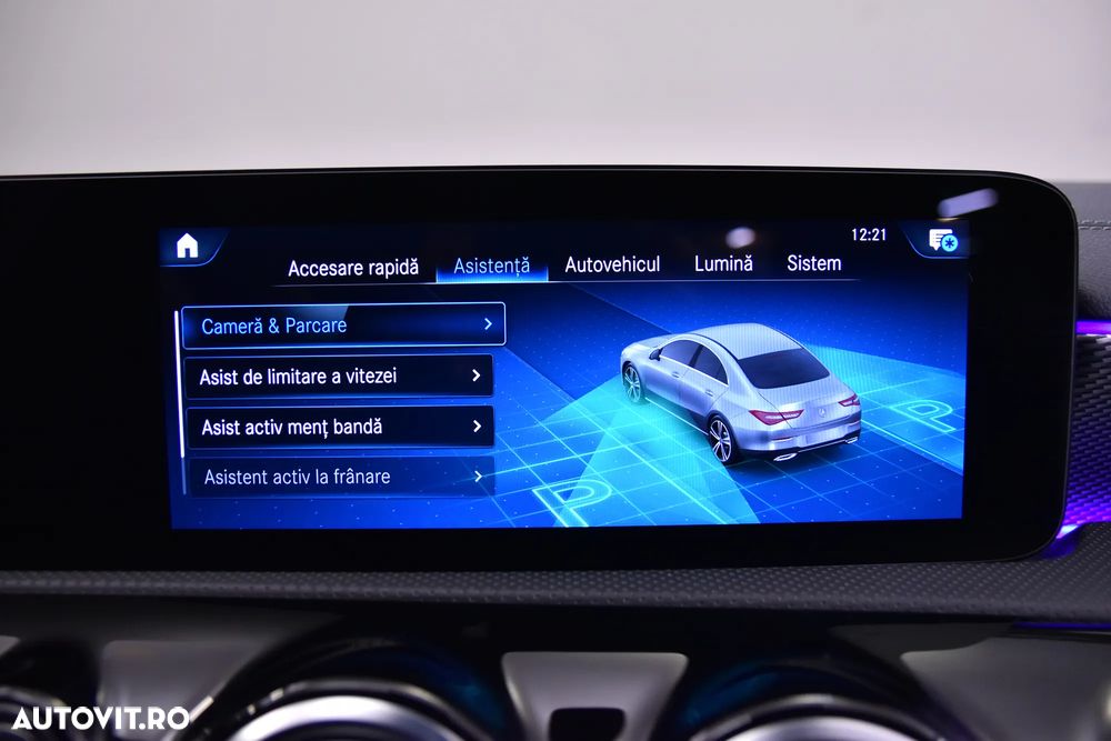 Mercedes-Benz CLA - 21