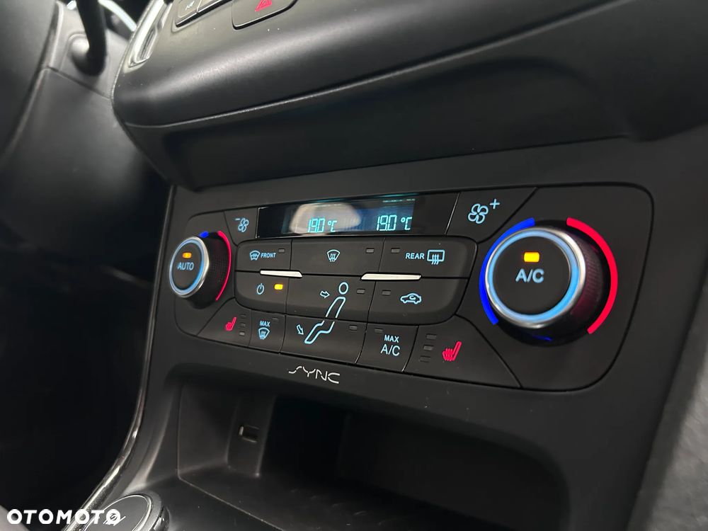 Ford Focus 1.5 EcoBoost Titanium ASS - 13