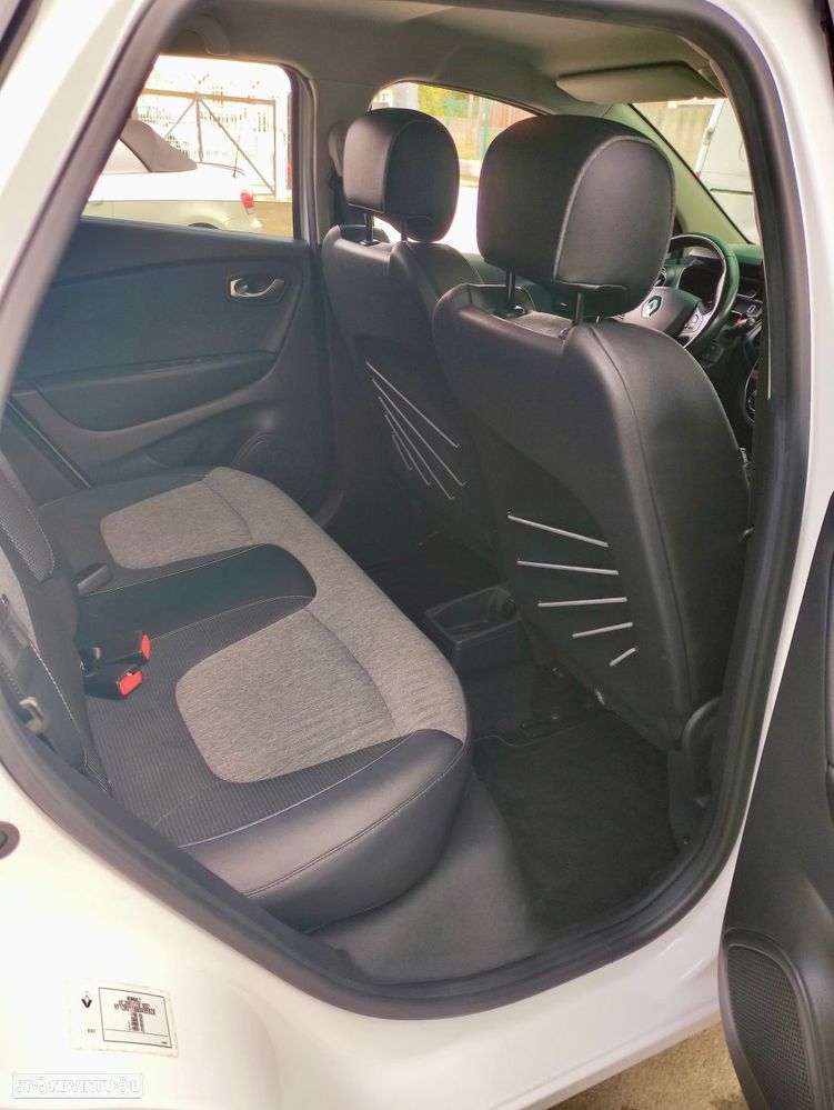 Renault Captur 1.5 dCi Exclusive - 15