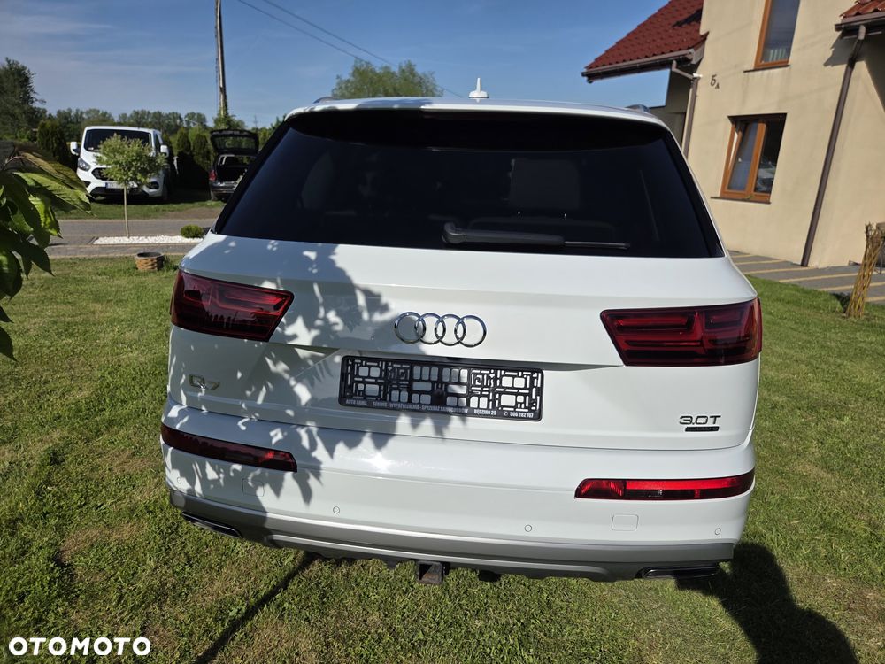 Audi Q7 3.0 TFSI Quattro Tiptronic - 4