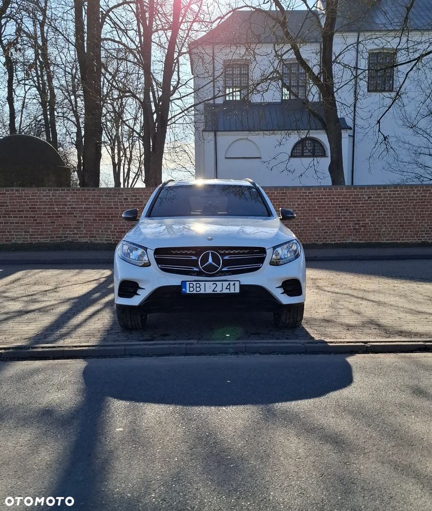 Mercedes-Benz GLC 300 4Matic 9G-TRONIC - 1
