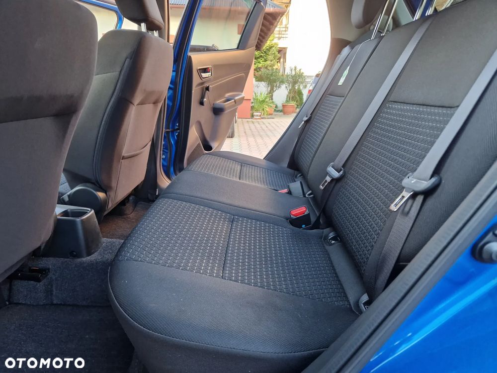 Suzuki Swift 1.2 Dualjet SHVS Premium Plus CVT - 17