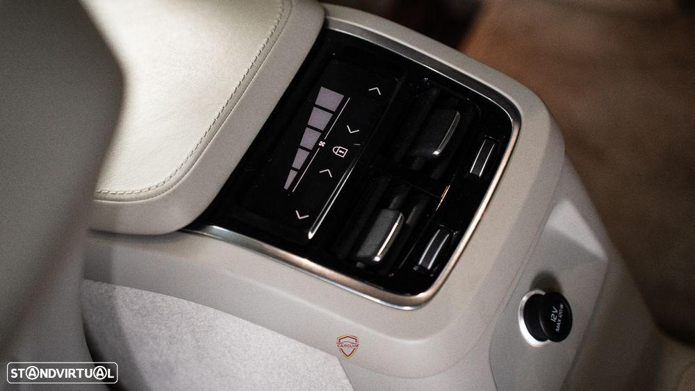 Volvo XC 90 2.0 T8 PHEV Inscription AWD - 52