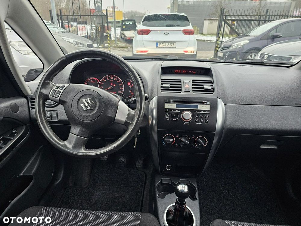 Suzuki SX4 1.6 GS / Premium - 16