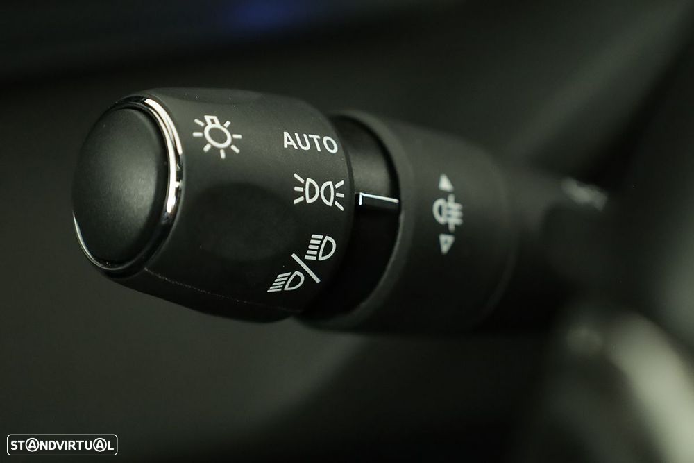 Peugeot 408 1.2 PureTech GT EAT8 - 17