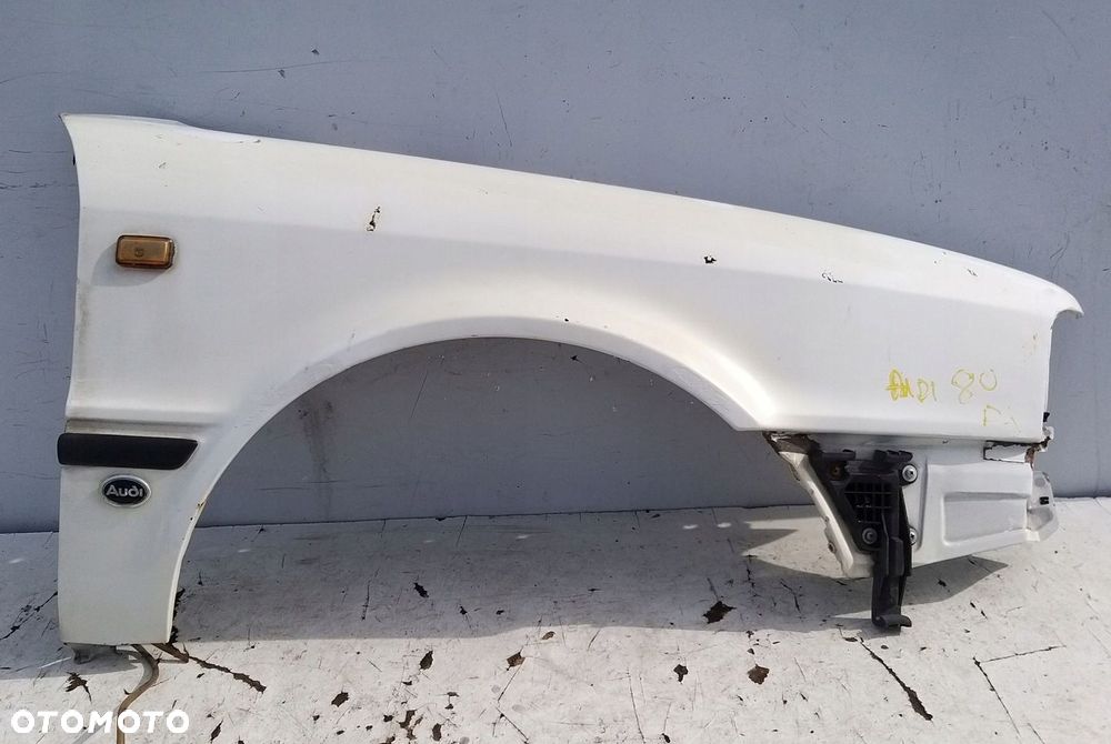AUDI 80 B4 BŁOTNIK PRAWY BIAŁY BEZ RDZY - 1