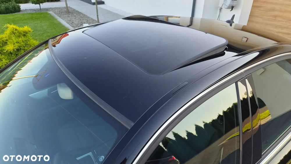 Mercedes-Benz Klasa C 180 CGI Automatik BlueEFFICIENCY Avantgarde - 30