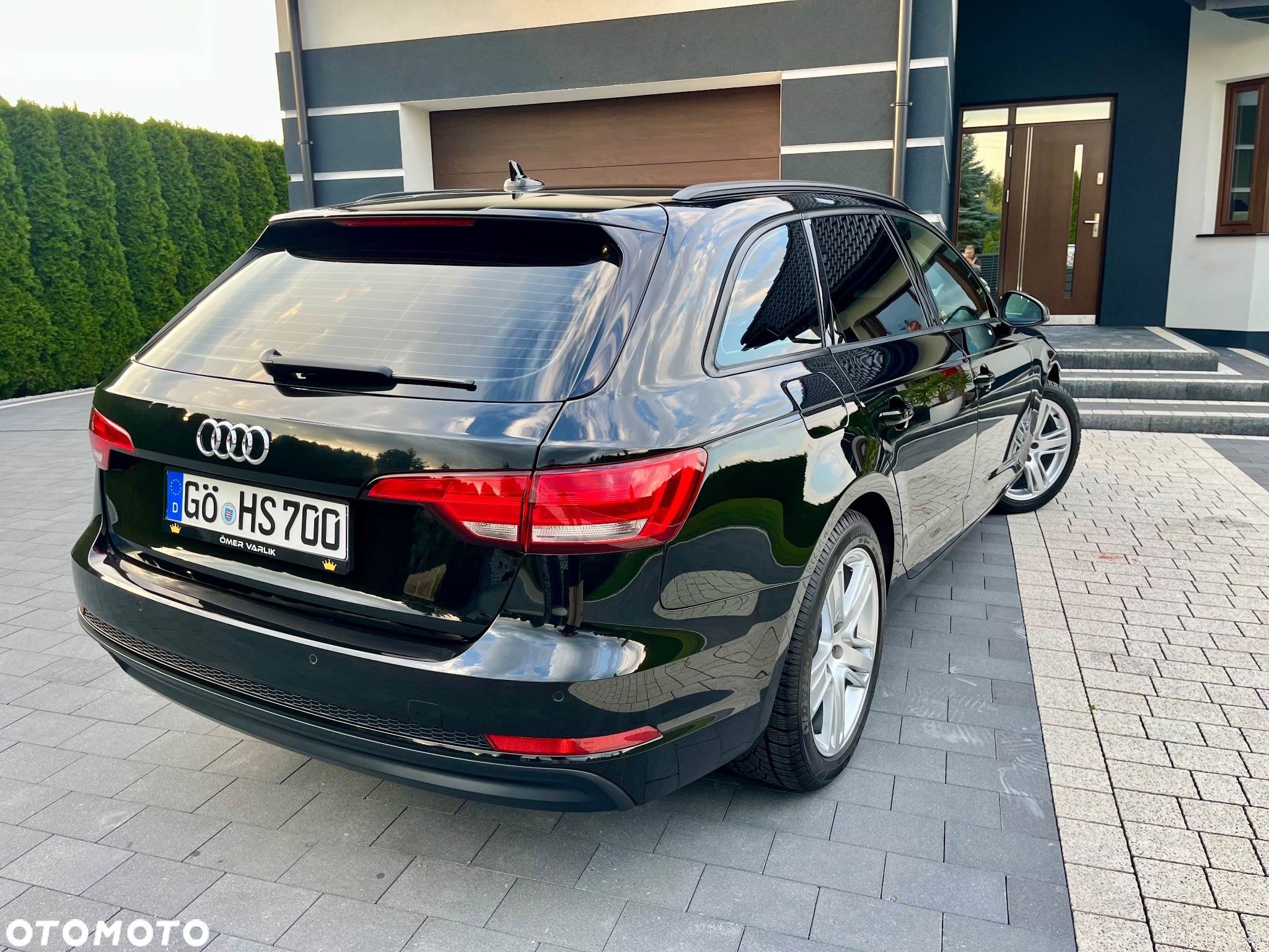Audi A4 Avant 2.0 TDI Design S tronic - 33