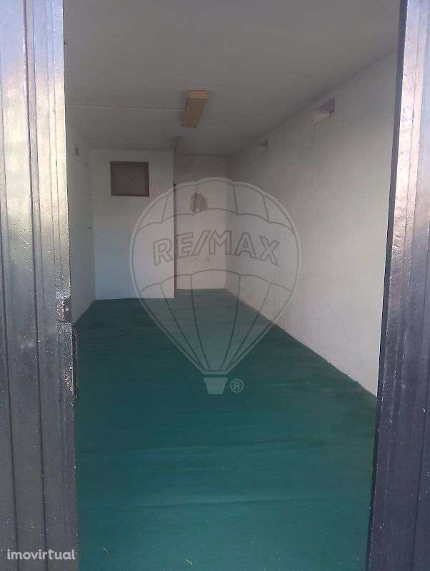 Garagem  para arrendamento - Grande imagem: 2/4
