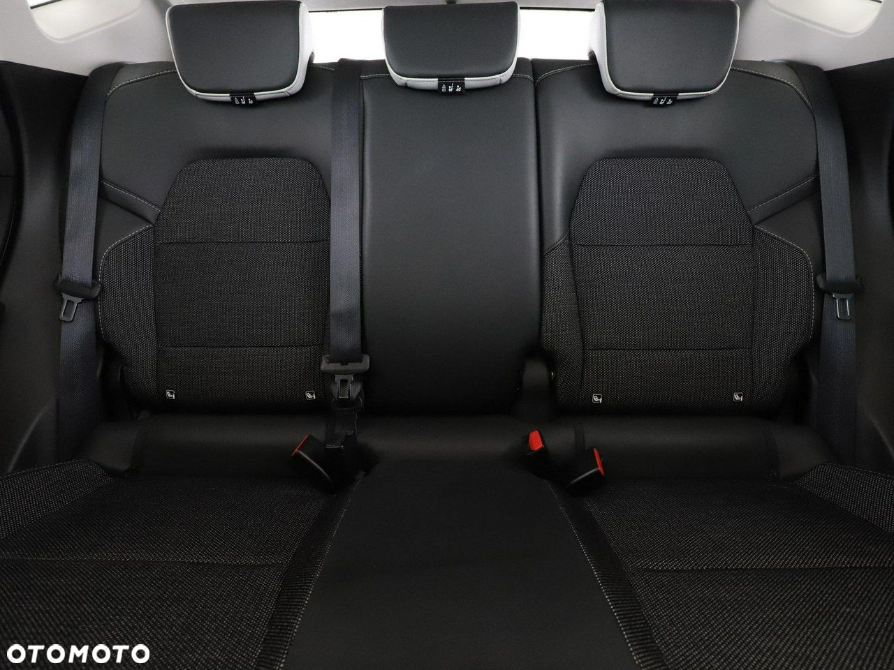 Renault Captur E-TECH PLUG-in 160 INTENS - 18