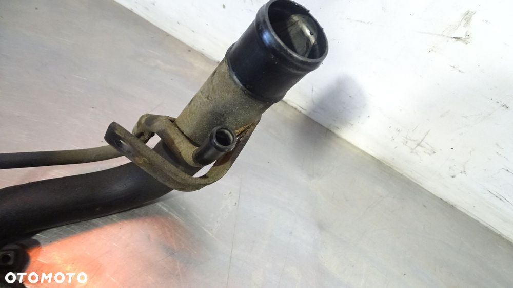 MAGISTRALA WODY KIA CARENS III 2.0 - 3