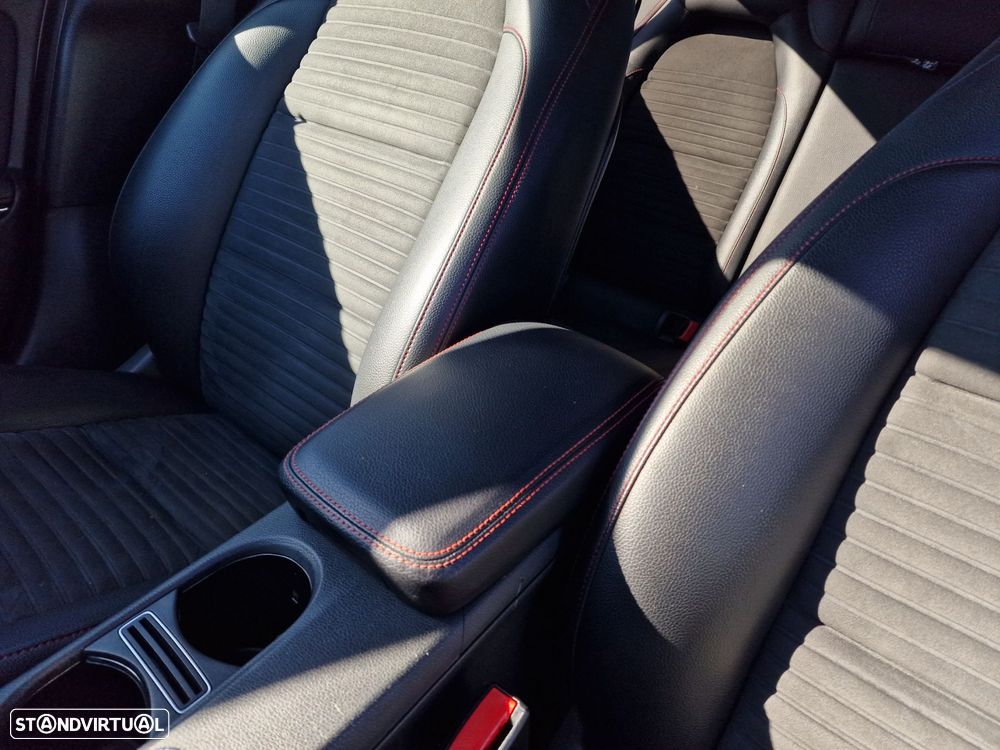 Mercedes-Benz A 200 - 15