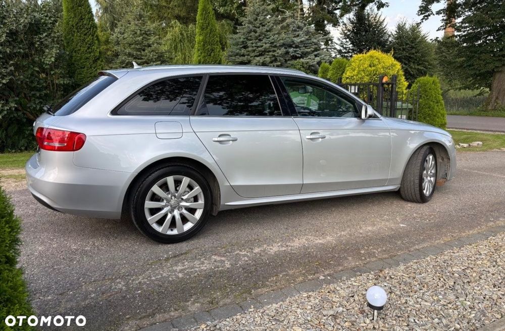 Audi A4 Avant - 3