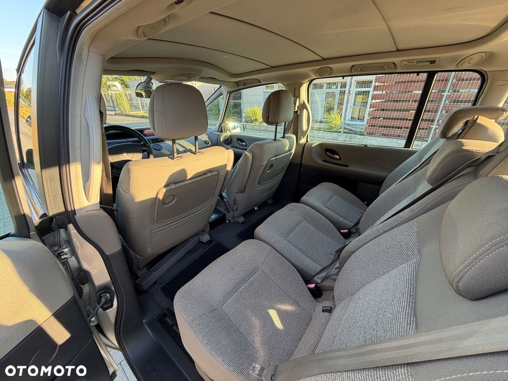 Renault Espace 2.0T Dynamique - 6