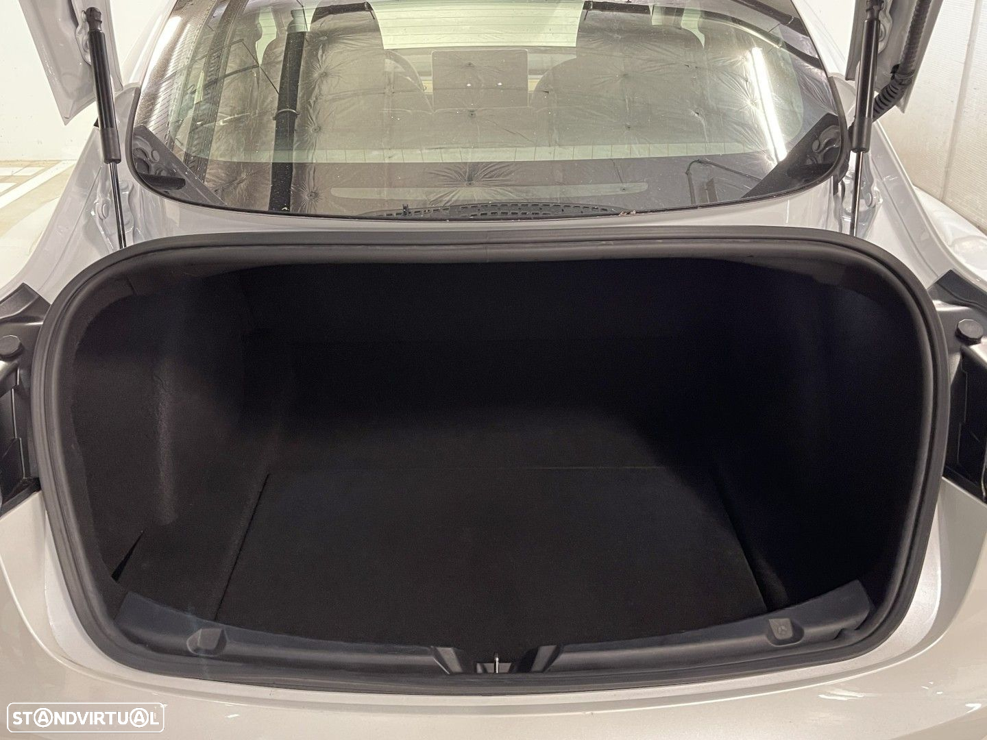 Tesla Model 3 - 52