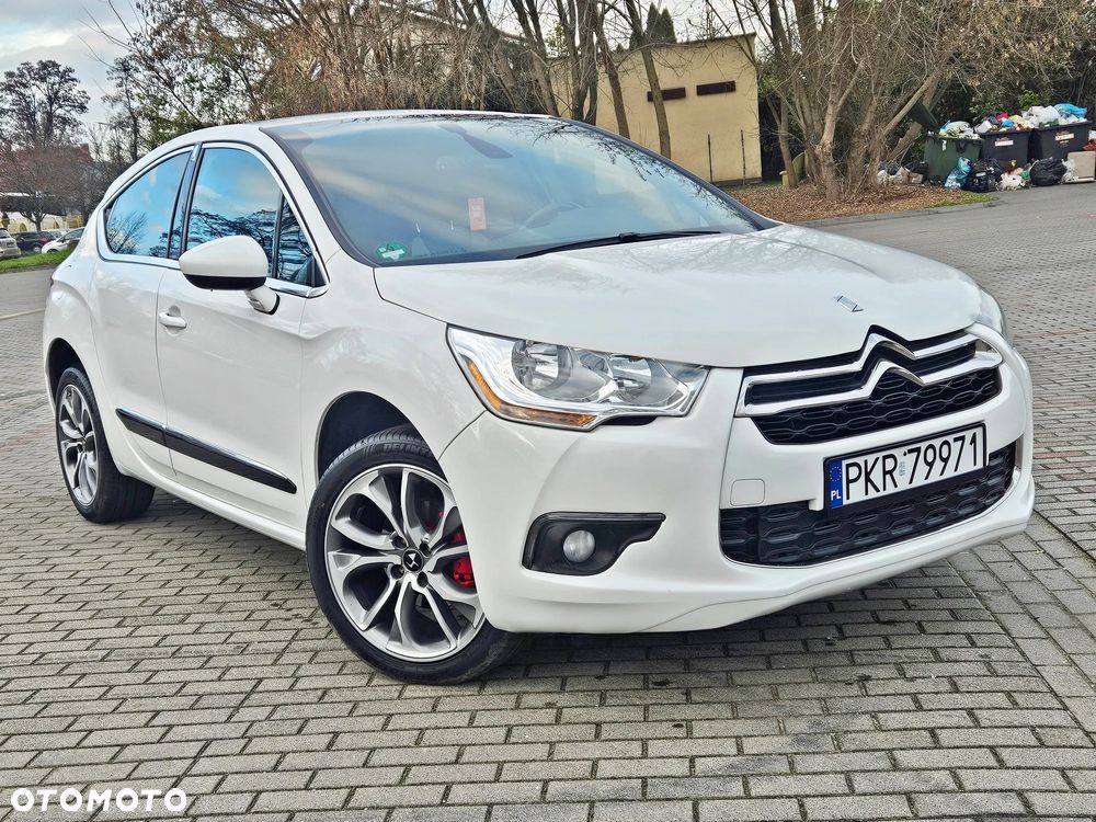 Citroën DS4 VTi 120 Urban Show - 24