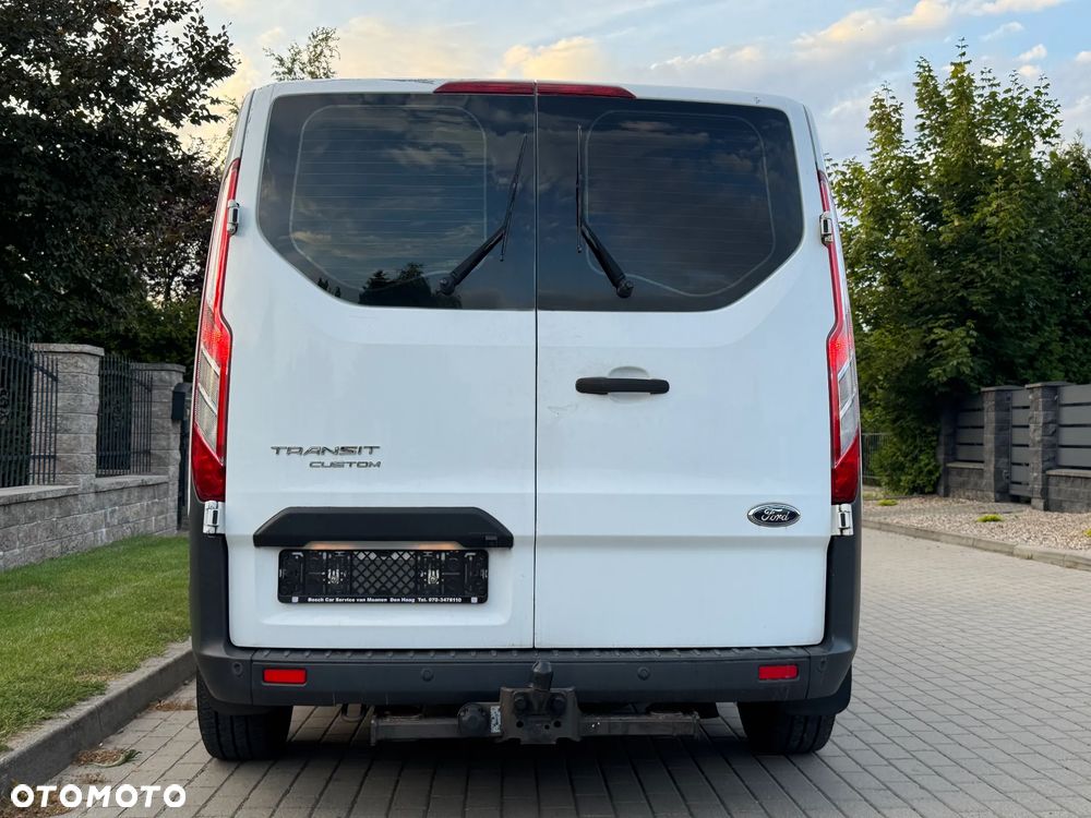 Ford TRANSIT CUSTOM - 26