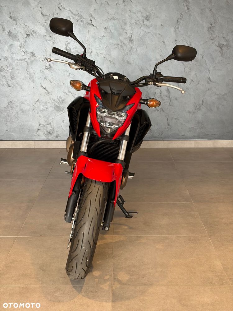 Honda CB - 4